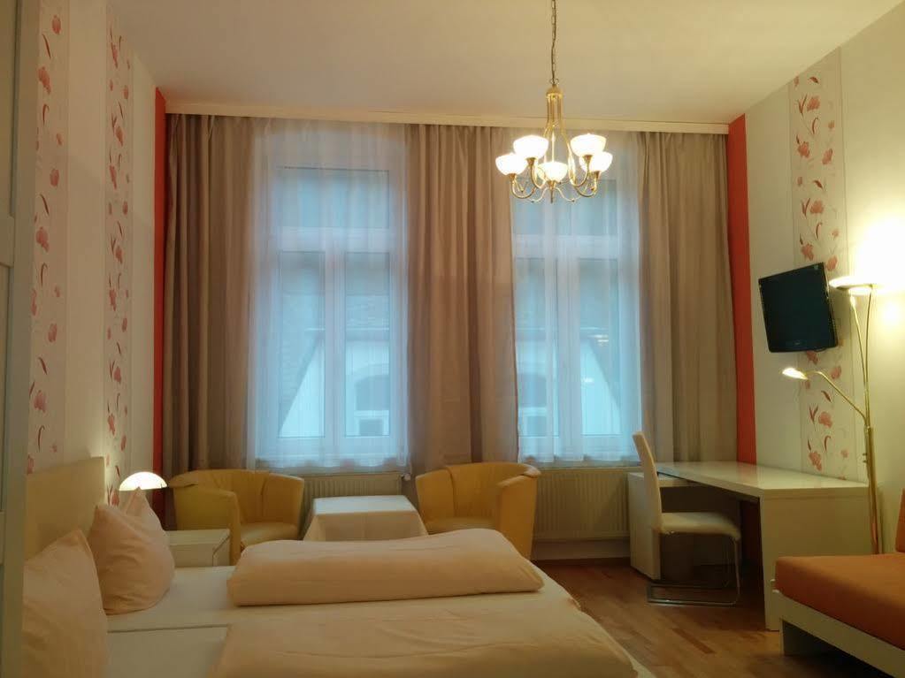Kurhotel Quellenhof Bad Bertrich Kültér fotó